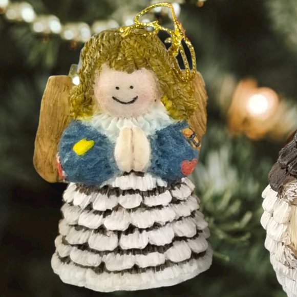 House of Lloyd Christmas Around the World Pinecone Friends By Cosmos 1995 - Picture 15 of 16